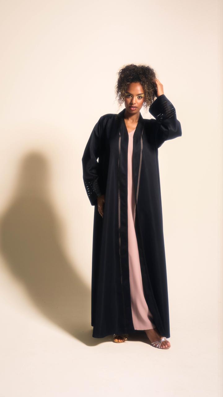 Qamra Layl black taffeta abaya